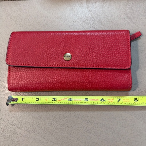 Lodi’s Leather Wallet - Picture 4 of 4